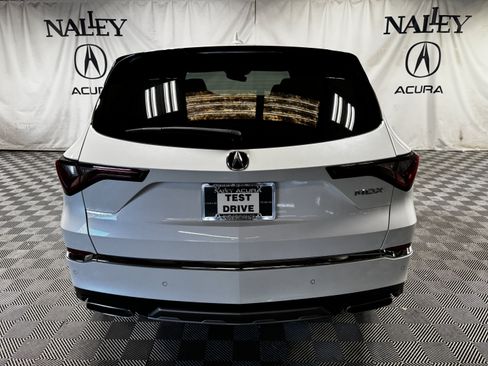 Certified 2025 Acura MDX FWD w/ Technology Package image 4