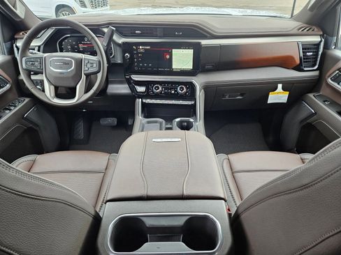 New 2026 GMC Sierra 3500 Denali w/ Denali Reserve Package image 24
