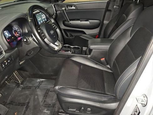 Used 2022 Kia Sportage Nightfall Edition image 11