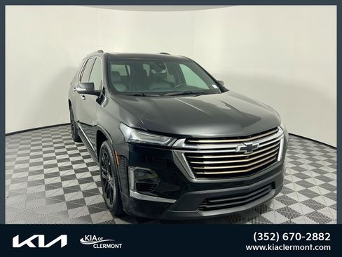 Used 2022 Chevrolet Traverse High Country image 1
