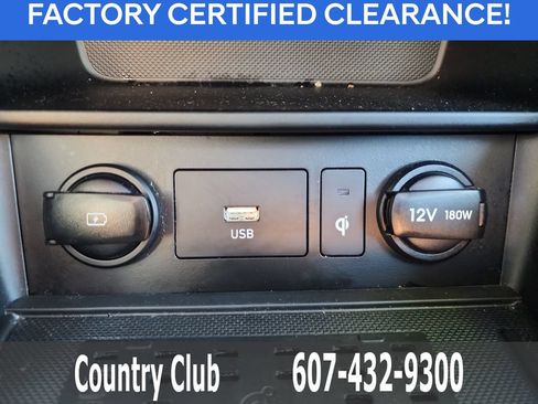 Certified 2022 Hyundai Kona SEL w/ Convenience Package AWD/4WD image 13