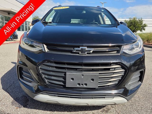 Used 2019 Chevrolet Trax LT w/ Redline Edition AWD/4WD image 8