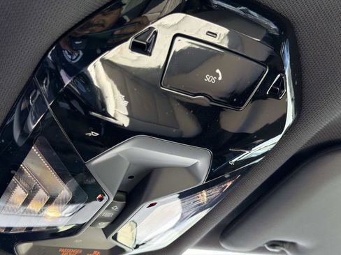 Used 2025 BMW X3 xDrive30i w/ Convenience Package image 27