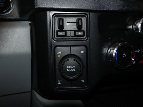 Used 2024 Ford F350 Limited w/ FX4 Off-Road Package image 20