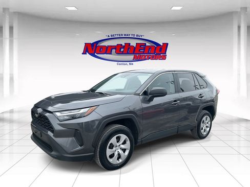 Used 2024 Toyota RAV4 LE image 7