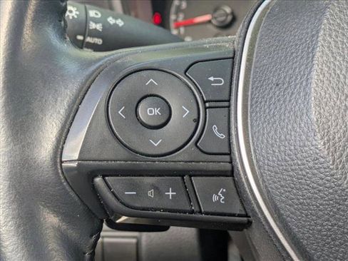 Used 2021 Toyota Corolla SE FWD image 11
