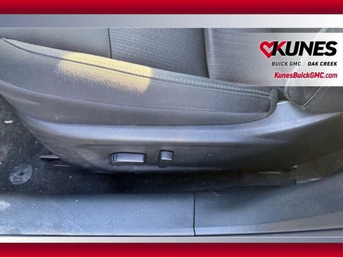 Used 2025 Nissan Altima 2.5 SV image 9