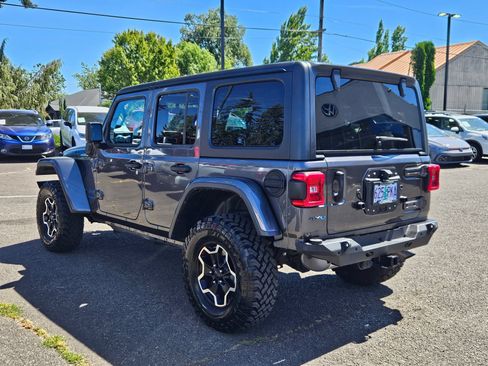 Used 2023 Jeep Wrangler Unlimited Rubicon 4xe w/ Cold Weather Group AWD/4WD image 3