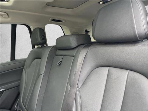 Used 2020 BMW X7 xDrive40i w/ Premium Package image 16