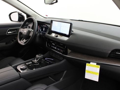 New 2026 Nissan Rogue Platinum w/ Platinum Premium Package image 26