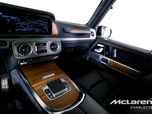 Used 2025 Mercedes-Benz G 63 AMG 4MATIC image 14