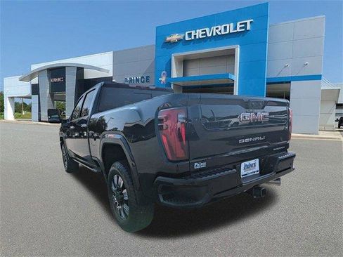 New 2026 GMC Sierra 2500 Denali w/ Denali Reserve Package image 7