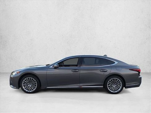 Used 2024 Lexus LS 500 RWD image 8