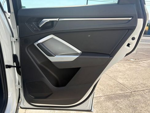 Used 2021 Audi Q3 2.0T Premium w/ Convenience Package image 29