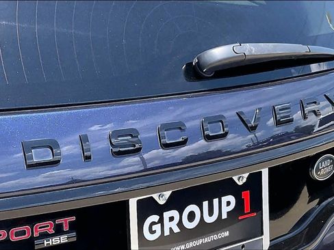 Used 2017 Land Rover Discovery Sport HSE Luxury AWD/4WD image 30