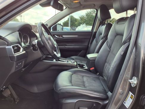 Used 2018 MAZDA CX-5 Touring w/ Preferred Equipment Package FWD image 19