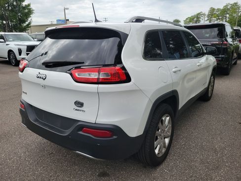 Used 2016 Jeep Cherokee Limited AWD/4WD image 4
