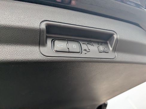 Used 2020 Ford Explorer Limited AWD/4WD image 20