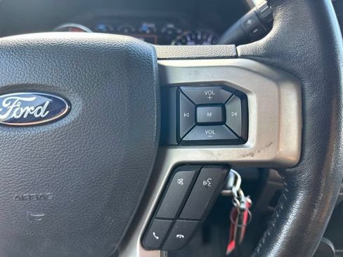 Used 2022 Ford F250 Lariat w/ Lariat Value Package AWD/4WD image 20