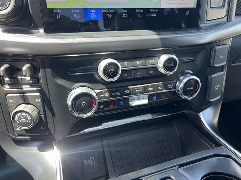 Used 2024 Ford F150 Raptor AWD/4WD image 45