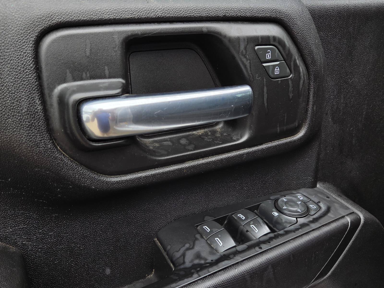 Used 2023 Chevrolet Silverado 2500 Custom w/ Custom Convenience Package AWD/4WD image 29