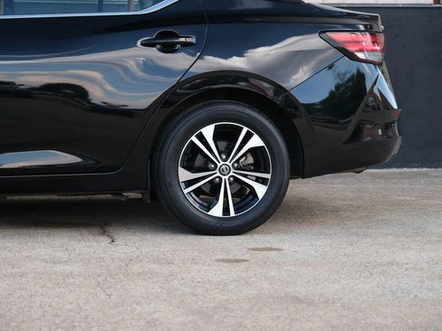 Used 2023 Nissan Sentra SV image 13