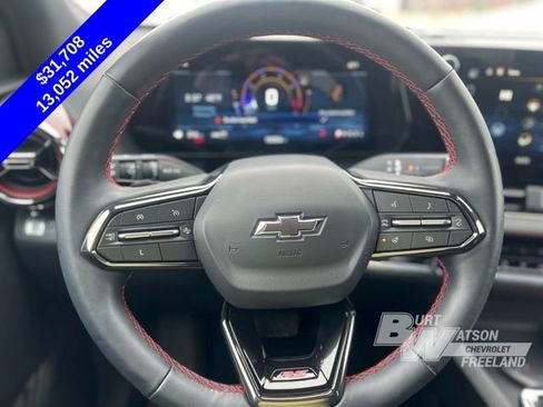 Used 2025 Chevrolet Equinox RS w/ Safety and Technology Package image 12