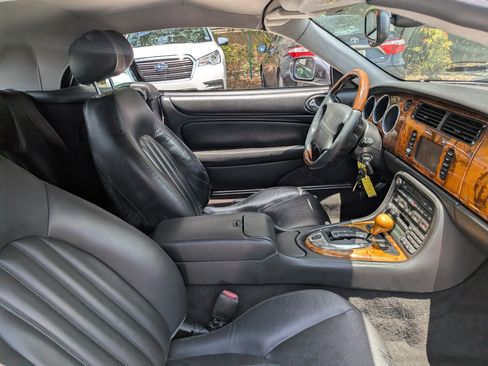 Used 2003 Jaguar XK8 Convertible RWD image 14
