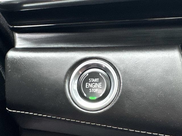 Used 2021 Cadillac Escalade Sport Platinum AWD/4WD image 19