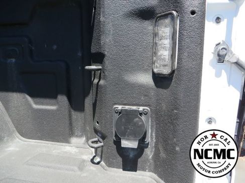 Used 2025 GMC Sierra 1500 AT4 AWD/4WD image 13