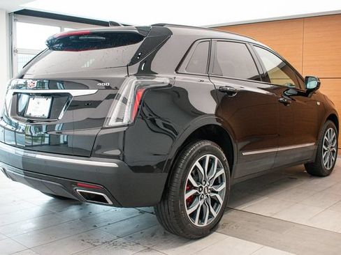 Used 2024 Cadillac XT5 Sportv w/ Technology Package AWD/4WD image 6