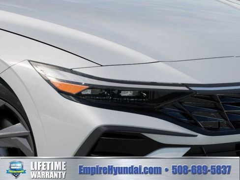 New 2026 Hyundai Elantra SEL Sport FWD image 9