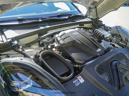 Used 2025 Porsche Macan GTS image 16