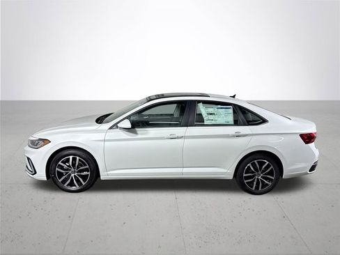 New 2026 Volkswagen Jetta SE image 9