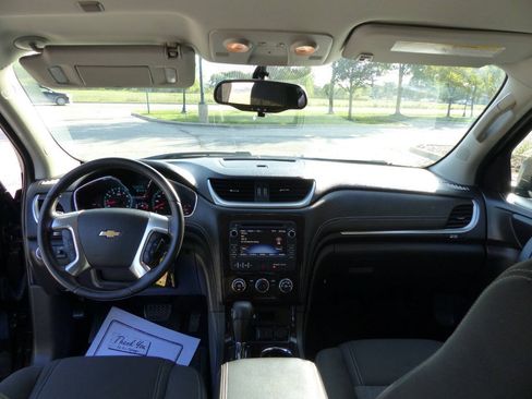 Used 2016 Chevrolet Traverse LT FWD image 42