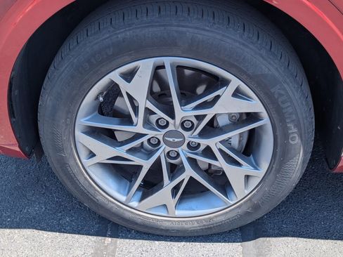 Used 2023 Genesis GV70 2.5T w/ Select Package image 13