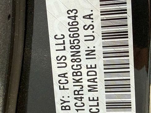 Used 2022 Jeep Grand Cherokee L Limited w/ Luxury Tech Group II AWD/4WD image 20