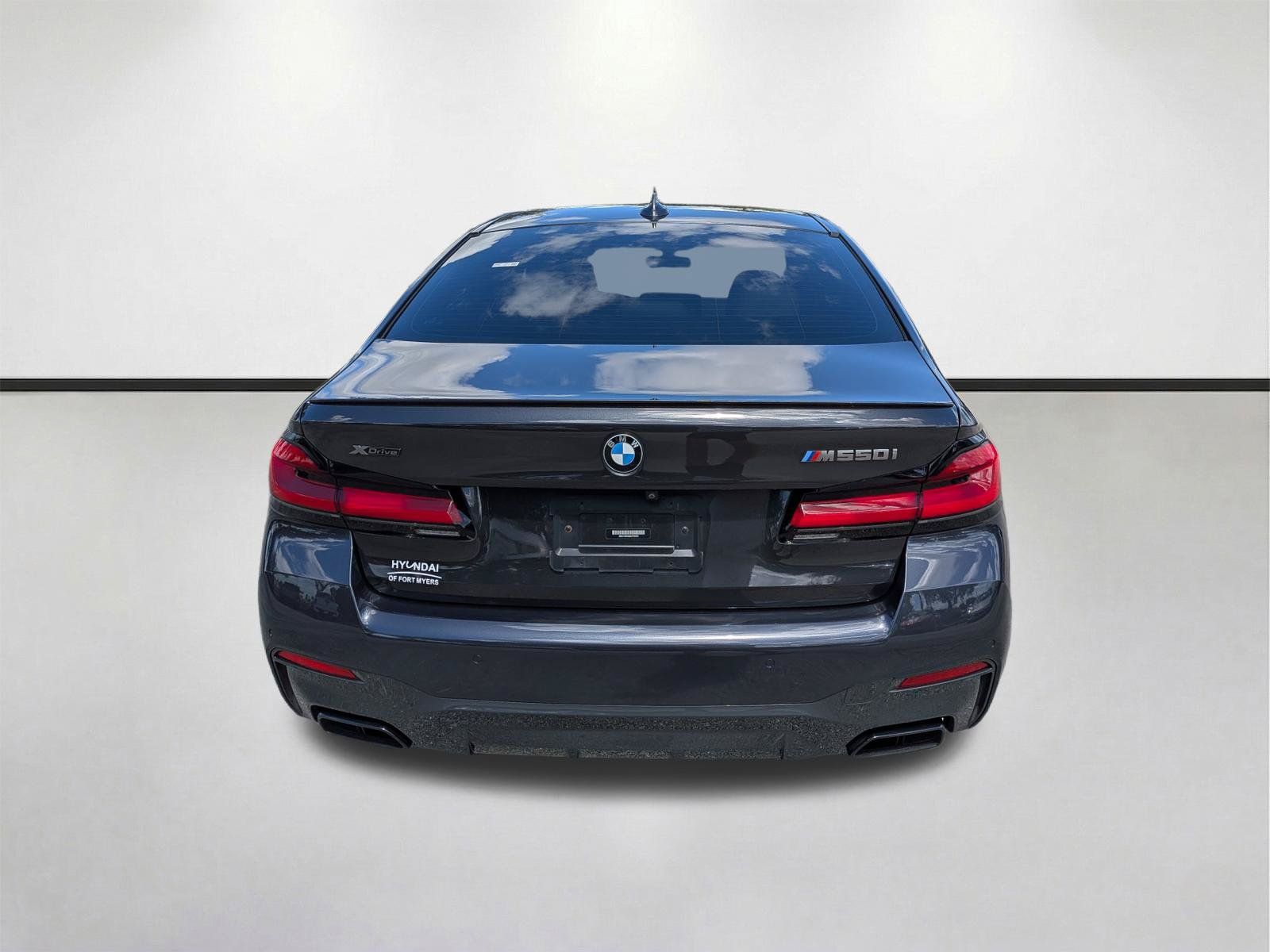 Used 2021 BMW M550i xDrive w/ Dynamic Handling Package AWD/4WD image 5