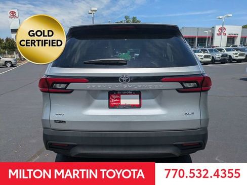 Certified 2024 Toyota Grand Highlander AWD image 5