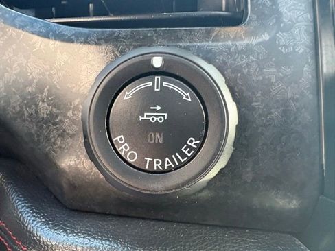 Used 2023 Ford Expedition Limited AWD/4WD image 24