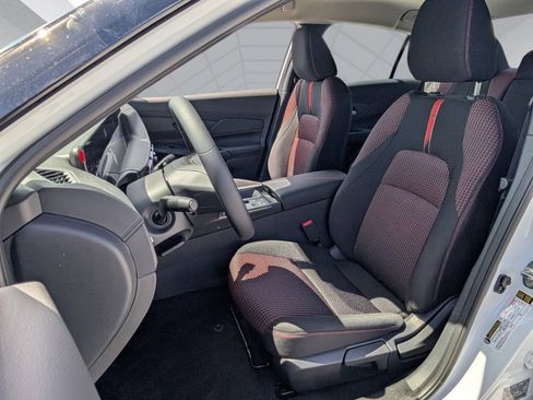 New 2026 Nissan Sentra SR image 4