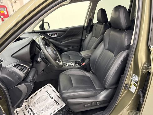 Used 2024 Subaru Forester Touring AWD/4WD image 13