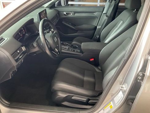 Used 2024 Honda Civic Sport image 3