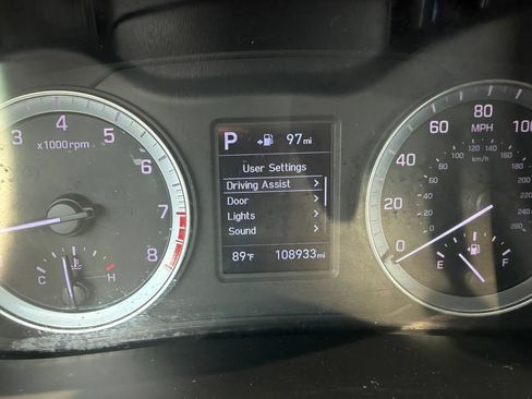 Used 2019 Hyundai Sonata SE FWD image 11