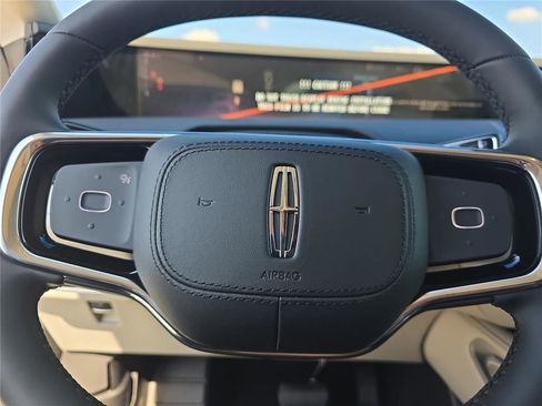 New 2026 Lincoln Nautilus Reserve w/ Jet Appearance Package AWD/4WD image 22