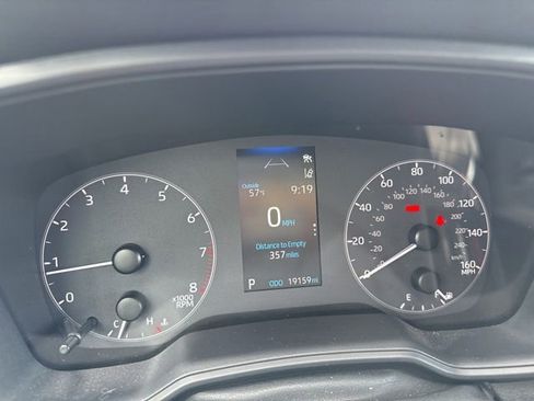 Used 2024 Toyota Corolla LE FWD image 13