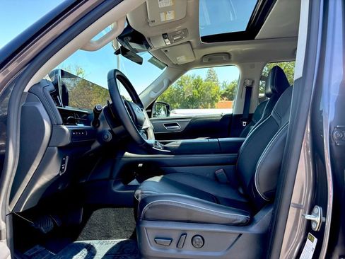 Certified 2026 INFINITI QX80 Luxe w/ Cargo Package AWD/4WD image 14