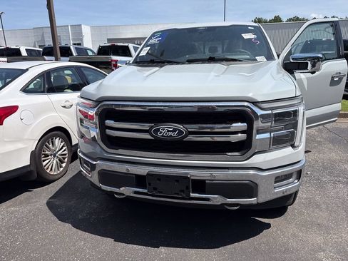 Used 2024 Ford F150 Lariat w/ Equipment Group 502A High AWD/4WD image 5