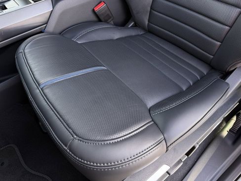 New 2025 Ford F150 Platinum image 24