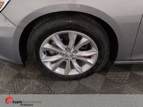 Used 2023 Chevrolet Malibu LT image 41